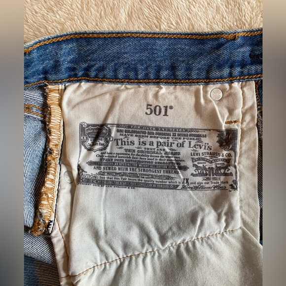 Levi’s vintage 501 distressed denim shorts - Picture 4 of 4